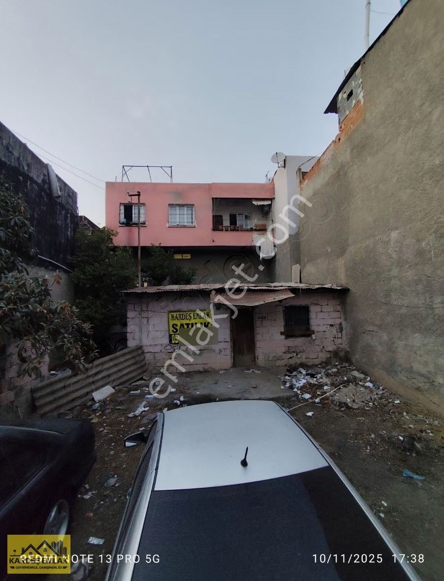 Kardeş Emlak'tan Mehmet Akif Ersoyda 130 M² Arsa