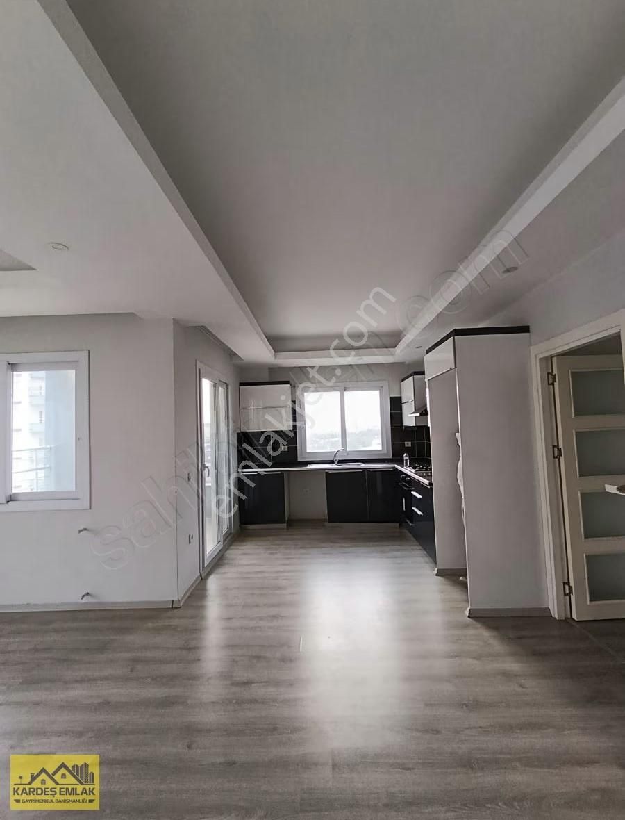 Kardeş Emlaktan Yüzme Havuzlu Site İçerisinde Genş 2+1 Satlık D - Görsel 11