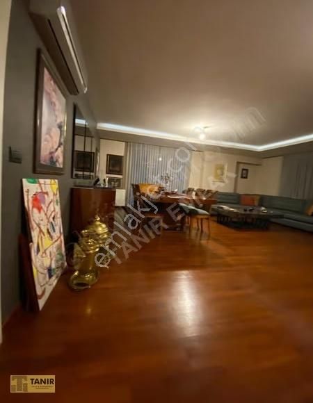 Bahçeşehir Sofa Gölet Karşısı Şerefiyeli Köşe Satılık 3+1 Daire - Görsel 18