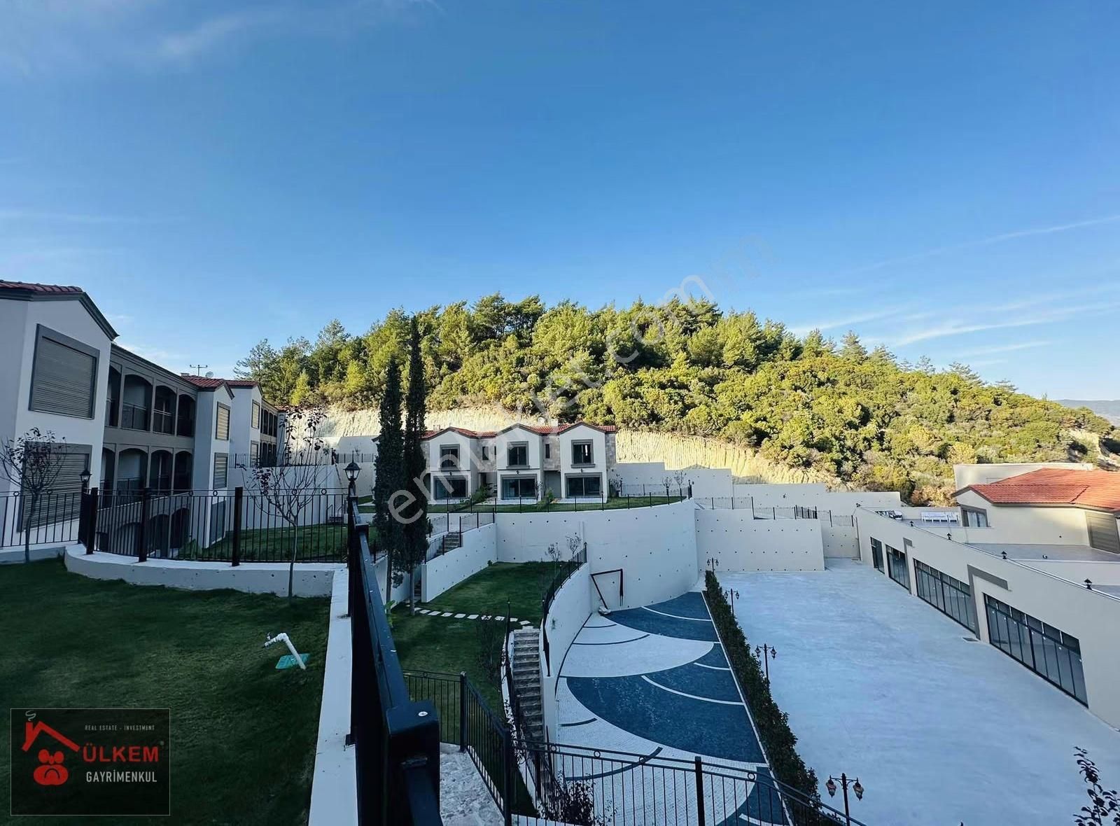 Kuşadası Davutlar Ağaçlıda Konsept 2+1 Tek Kat Bahceli Daire - Görsel 5