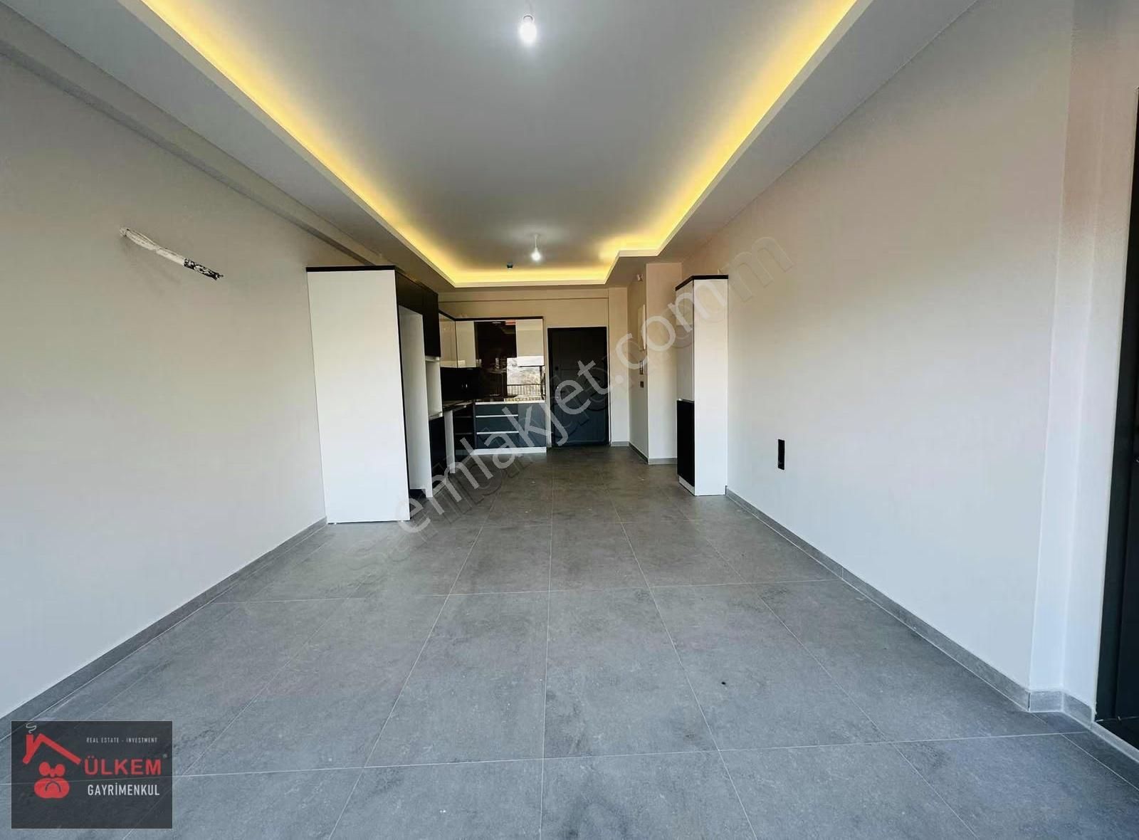 Kuşadası Davutlar Ağaçlıda Konsept 2+1 Tek Kat Bahceli Daire - Görsel 7