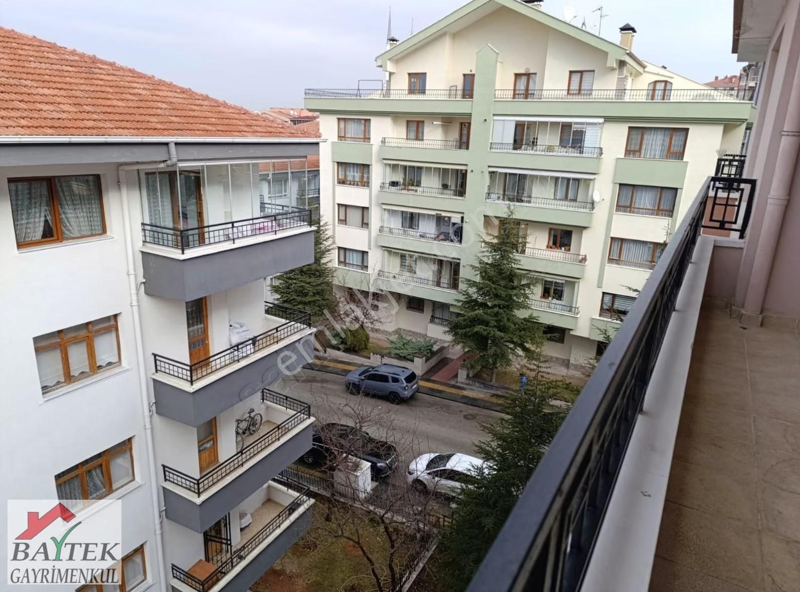 Cevizlidere'de 5+1 Çift Asansörlü Lüx,saunalı Satılık Daire