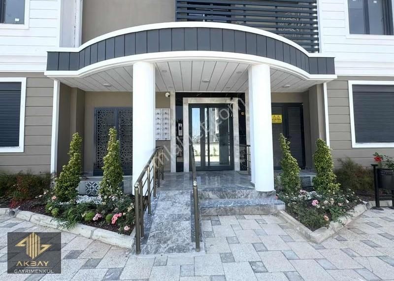 Altıntaş'ta 3 Bloklu Özellikli Site İçi Güney Cephe Arakat 2+1 - Görsel 5