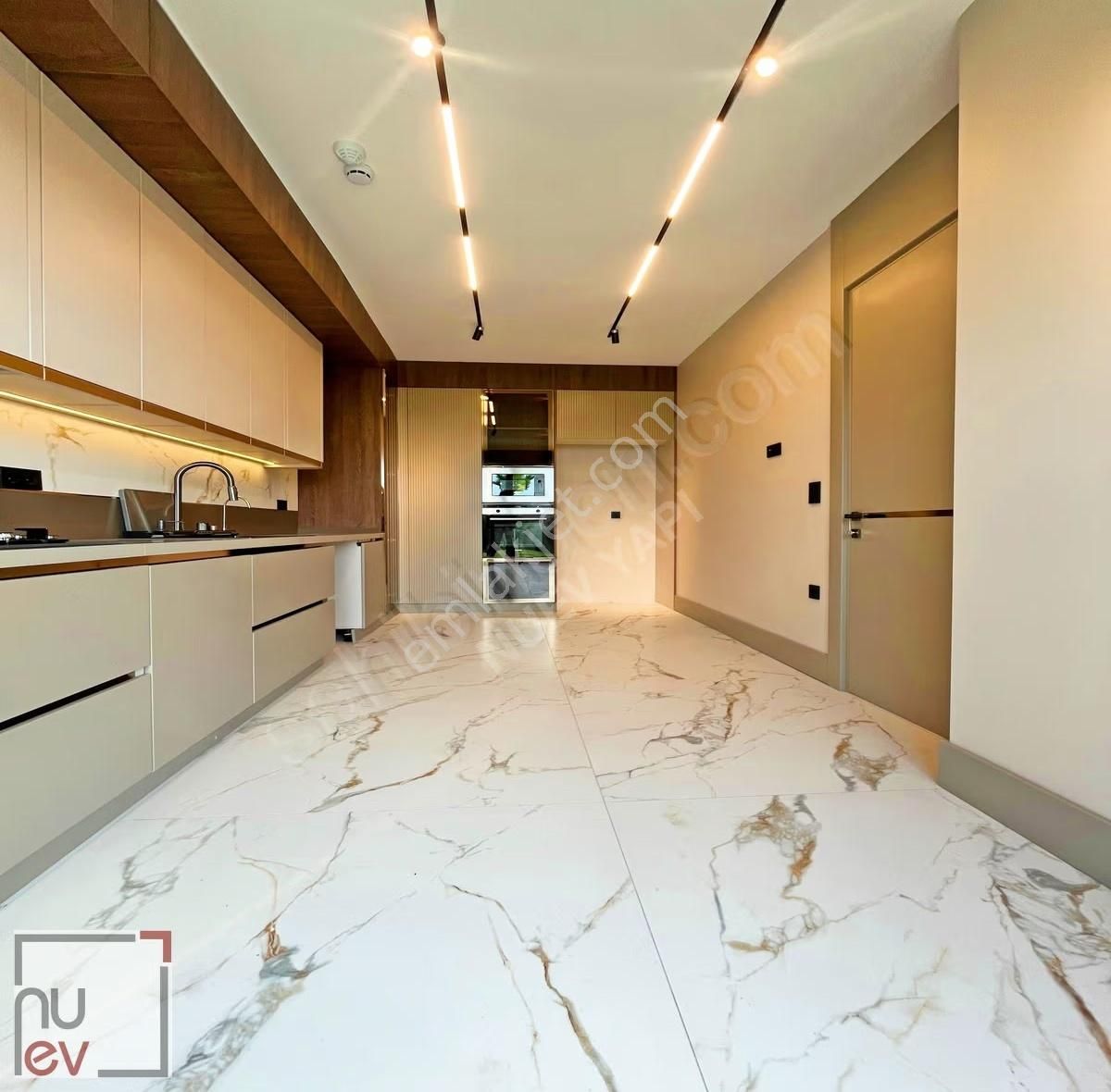 Müstakil Havuzlu 5+2 Villa Modern Tasarım,ferah Yaşam - Nuev - Görsel 4