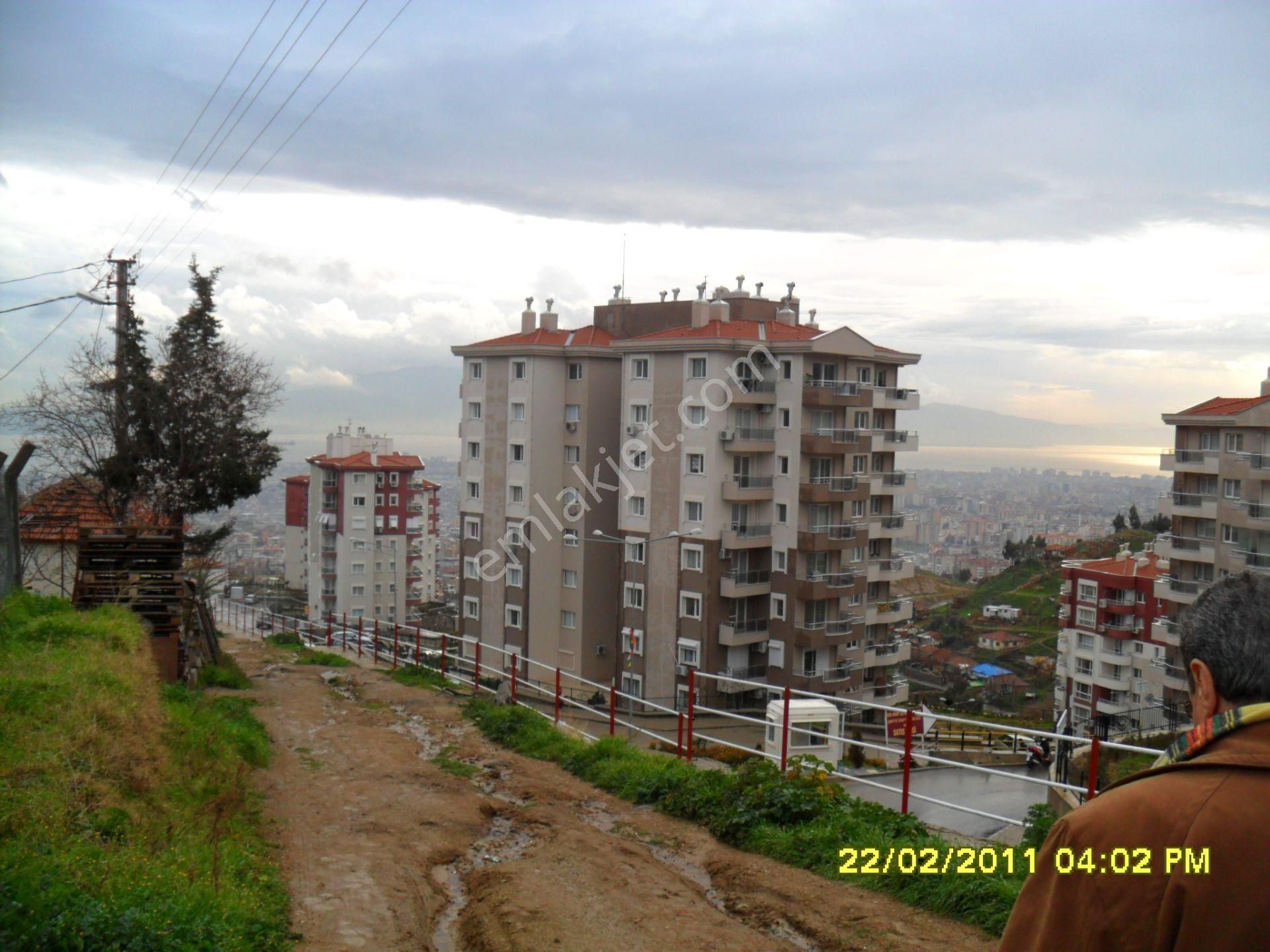 Bayraklı Onur Mahallesin De Hissemi Arıyorum Diyen Bizleri Arasın Satılık - Görsel 7