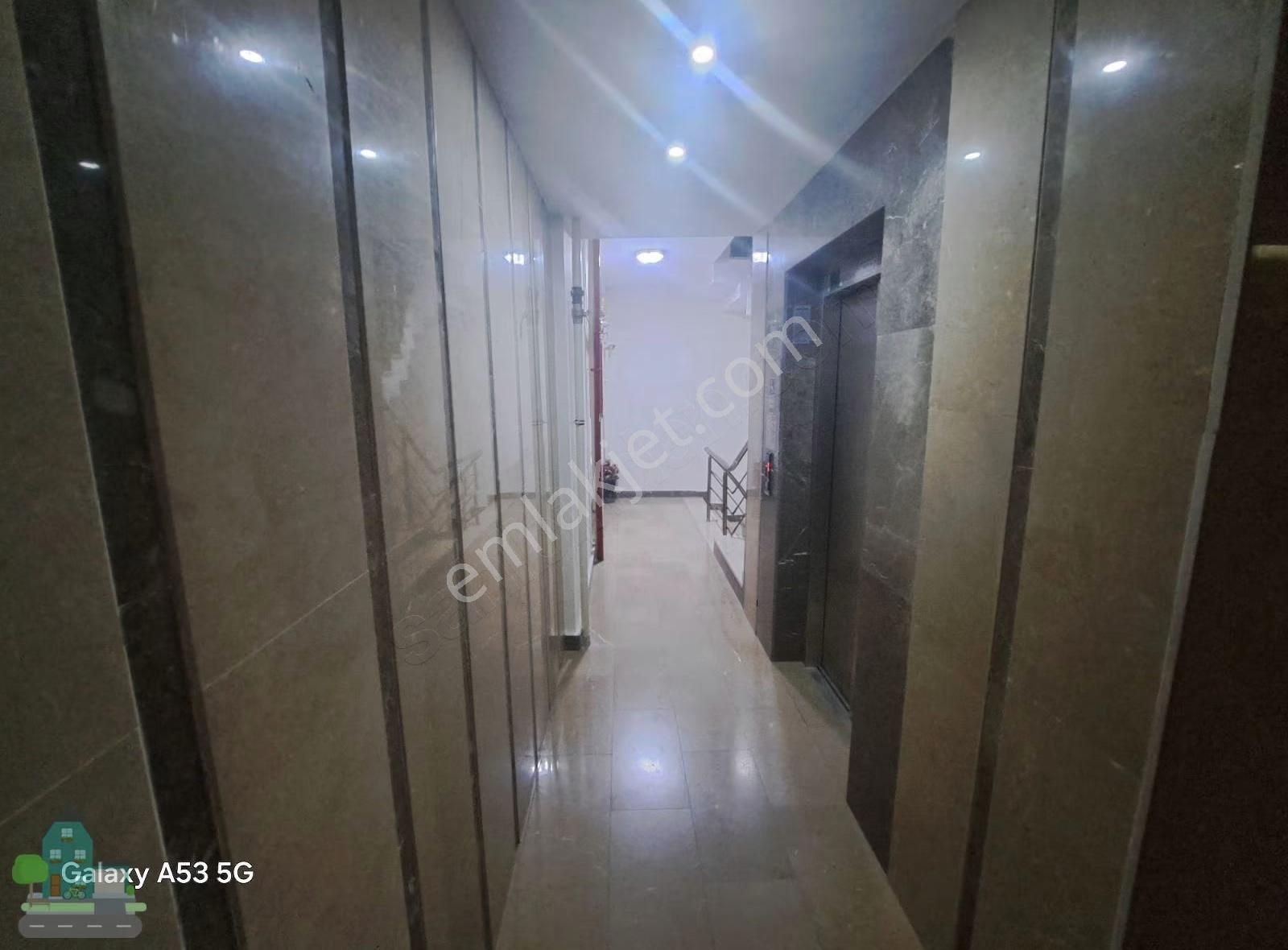 Villa Tadında 2+1 Satılık Daire Sitede Bahçede Tek Daire - Görsel 2