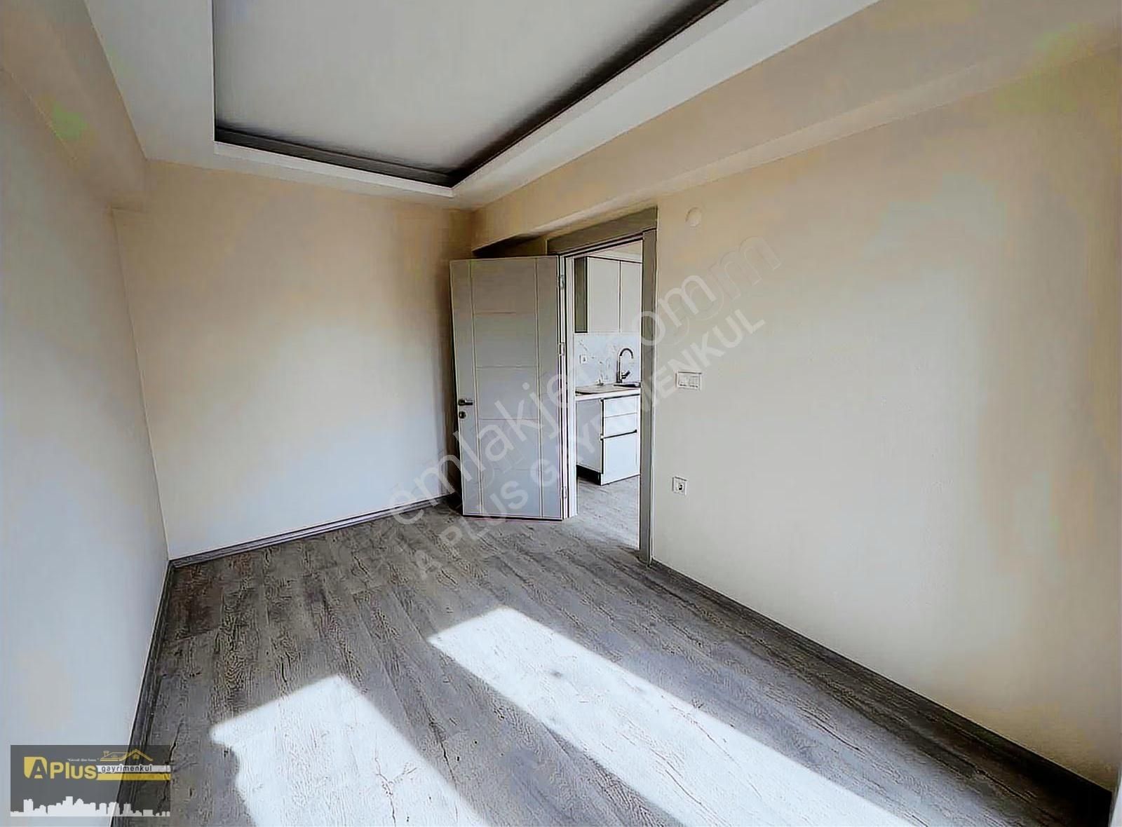 A Plus Gayrimenkulden Ortapark Meydanında Kiralık 1+1 Sıfır Ofis - Görsel 4