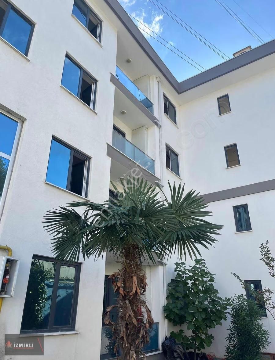 Site İçerisinde Kemalpaşa Mahalesin'de Satılık 2+1 Daire - Görsel 2