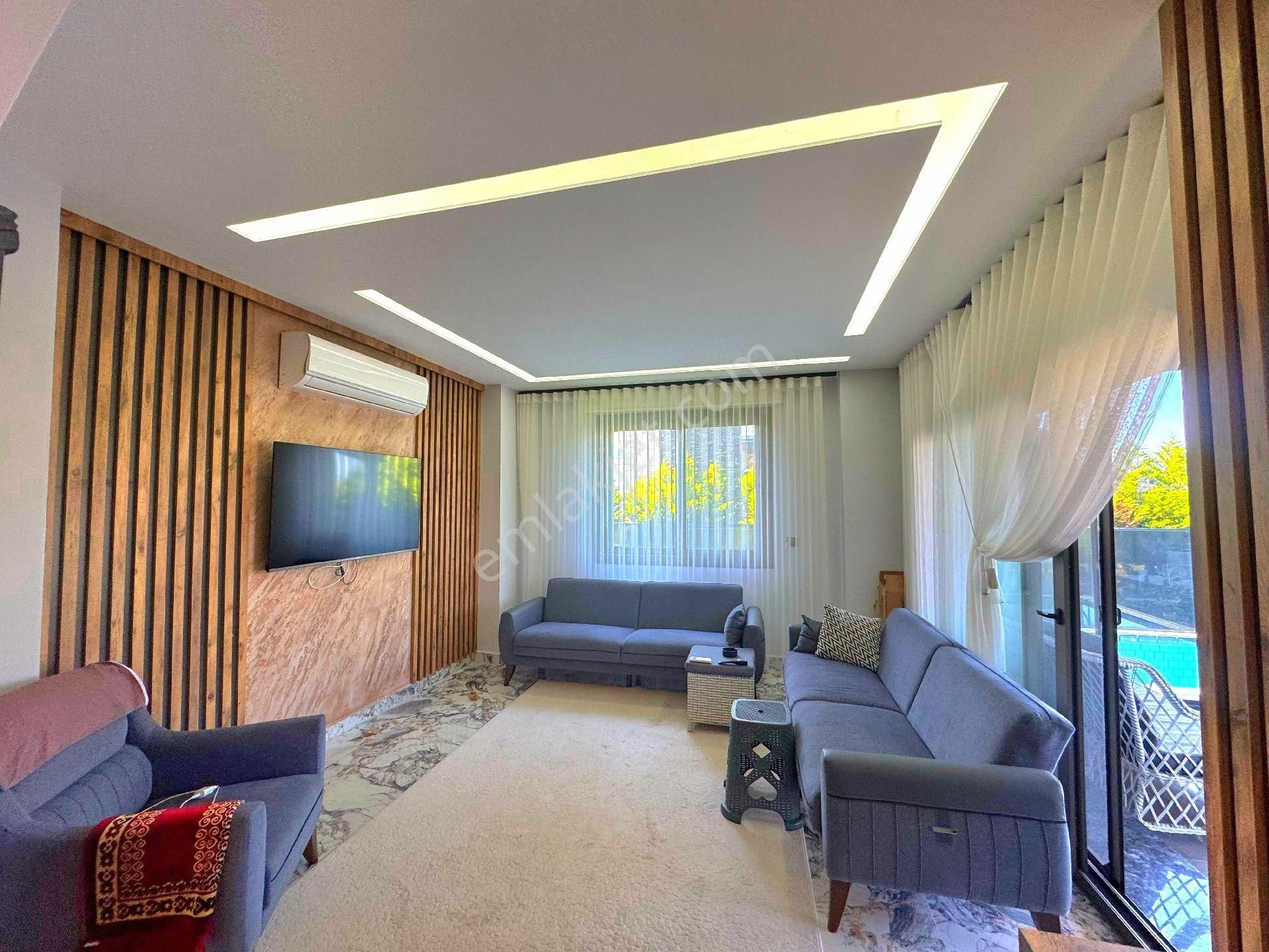 Davutlarda Özel Havuzlu Tek Müstakil 3+1 Bahçeli Villa - Görsel 12