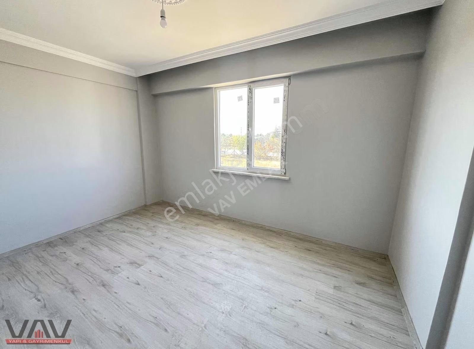 Meram Bahçeşehir Mahallesi'nde Çevreyolu Yakını Sıfır 3+1 Daire! - Görsel 3