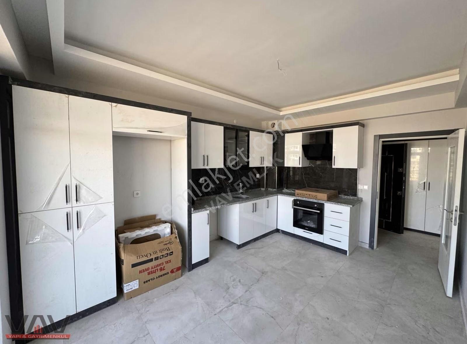 Karaman Yoluna Cephe 3+1 Oturuma Hazır Ara Kat Daire - Görsel 15