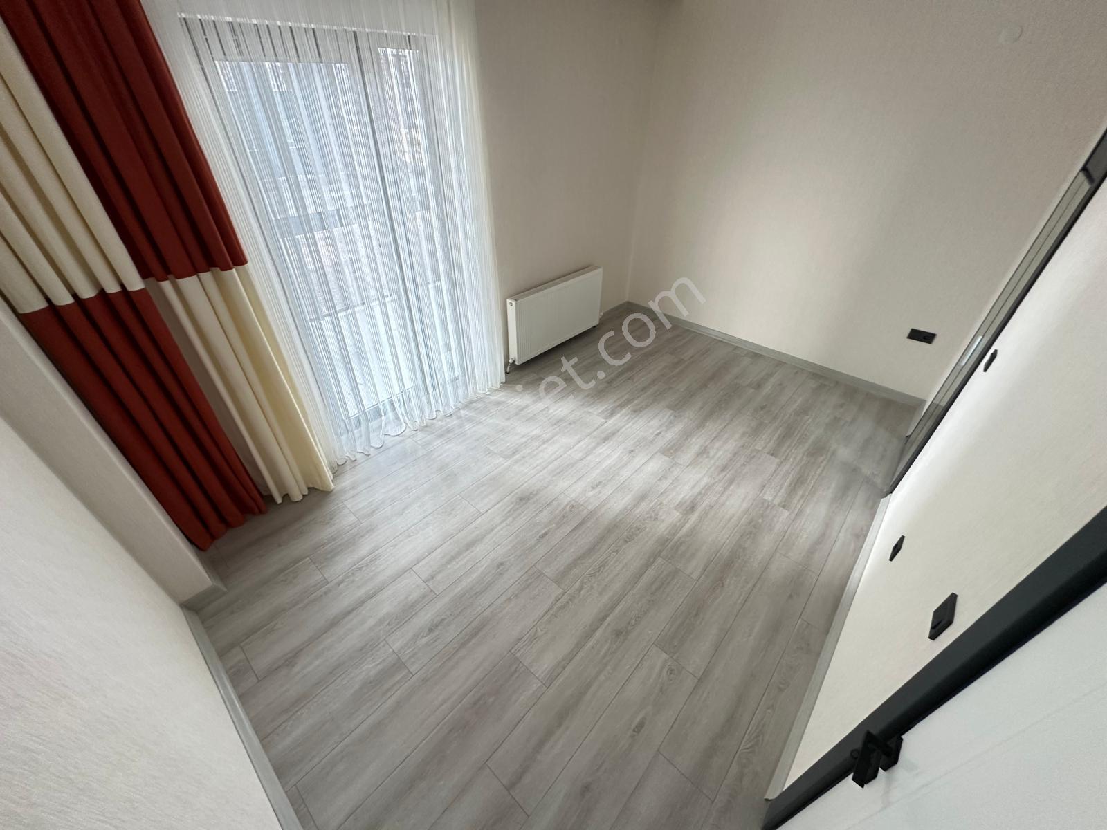 Sincan Mevlanada 3+1 Giyinme Odalı Çift Banyolu Satılık Daireler - Görsel 18