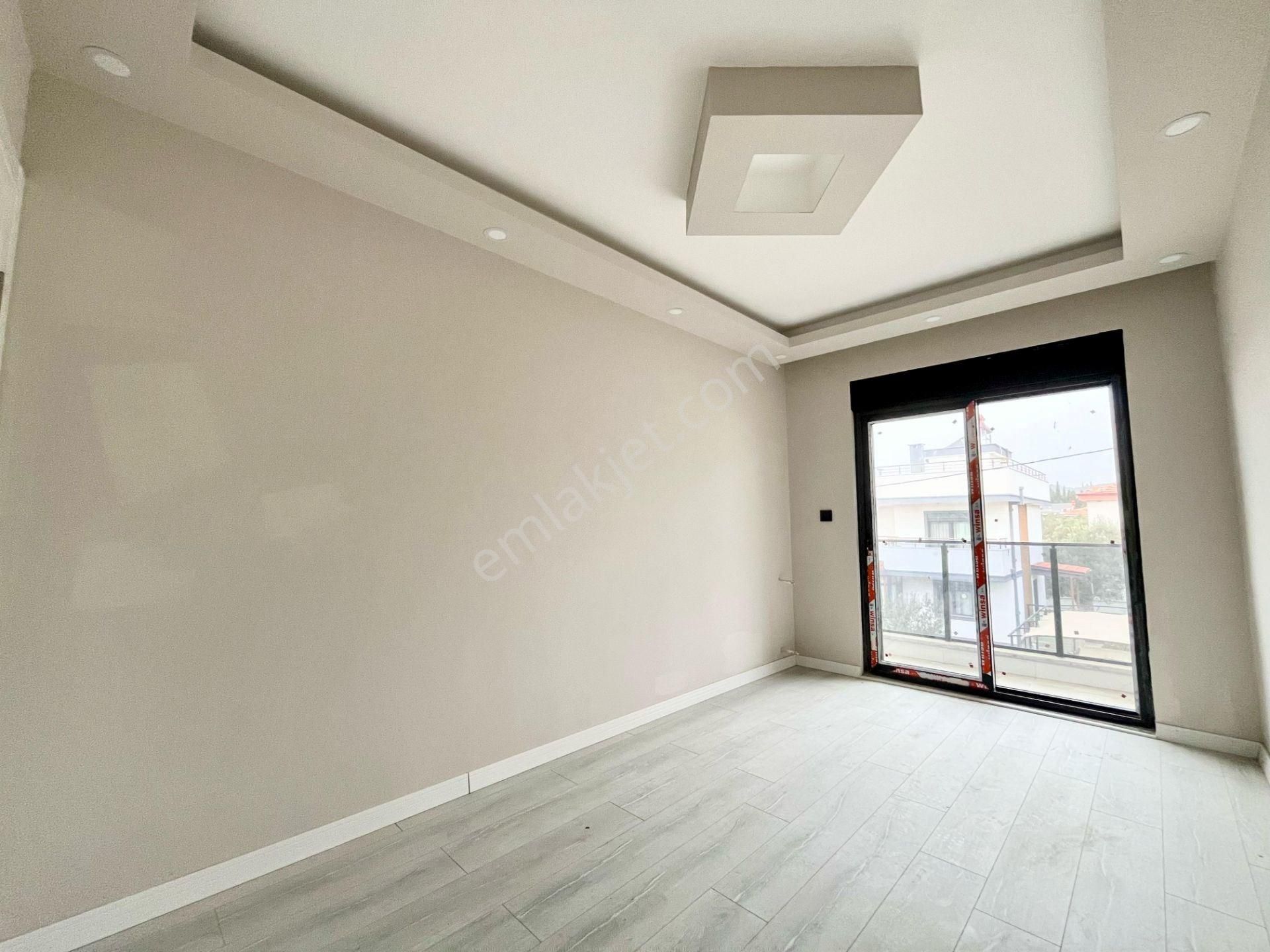 Yükselden Gürede Çok Geniş Bahçe Lüx Proje De Muhteşem Villa - Görsel 18