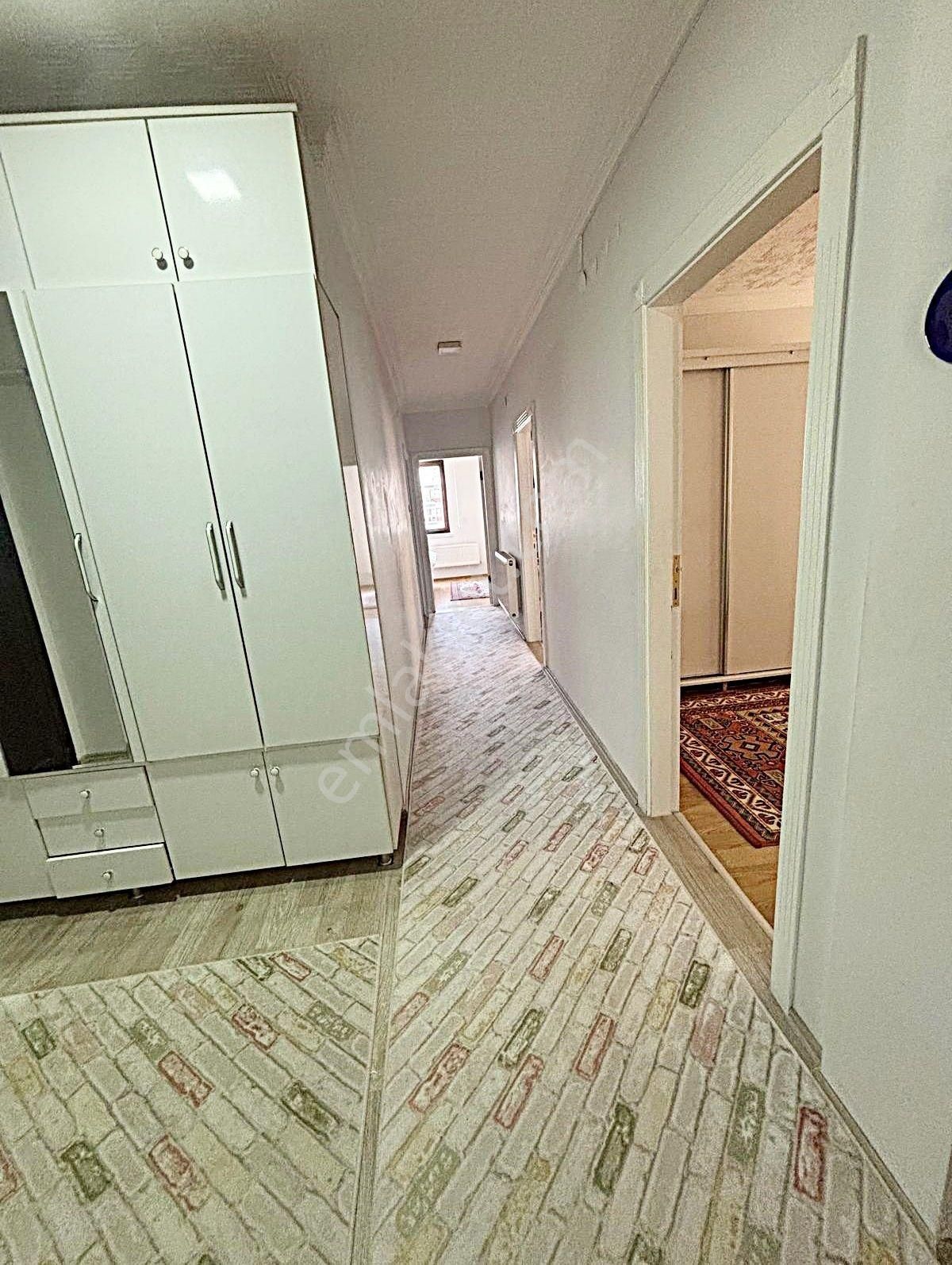 Barıştepede Ö.akbilek Ortaokul Yanı Köktapu Asansörlü İskanlı3+1 - Görsel 15