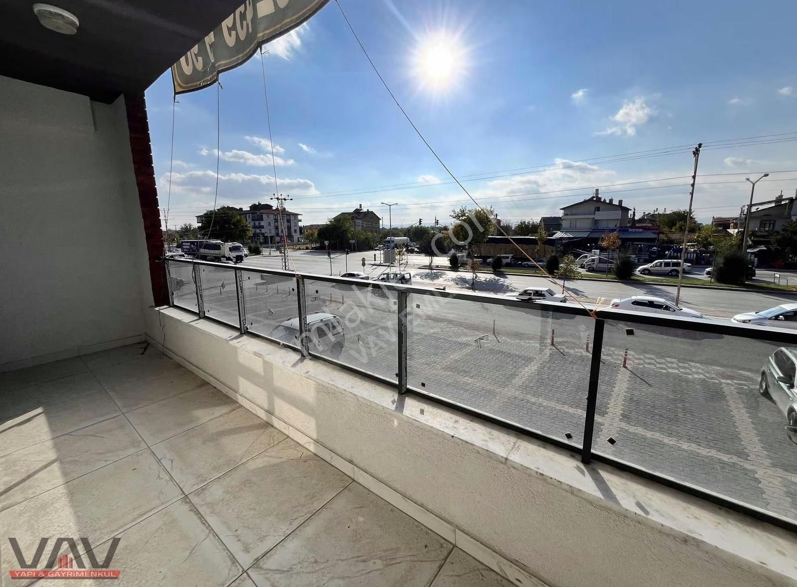 Karaman Yolu Üzerinde İskanlı Oturuma Hazır Lüks 3+1 Daire! - Görsel 12