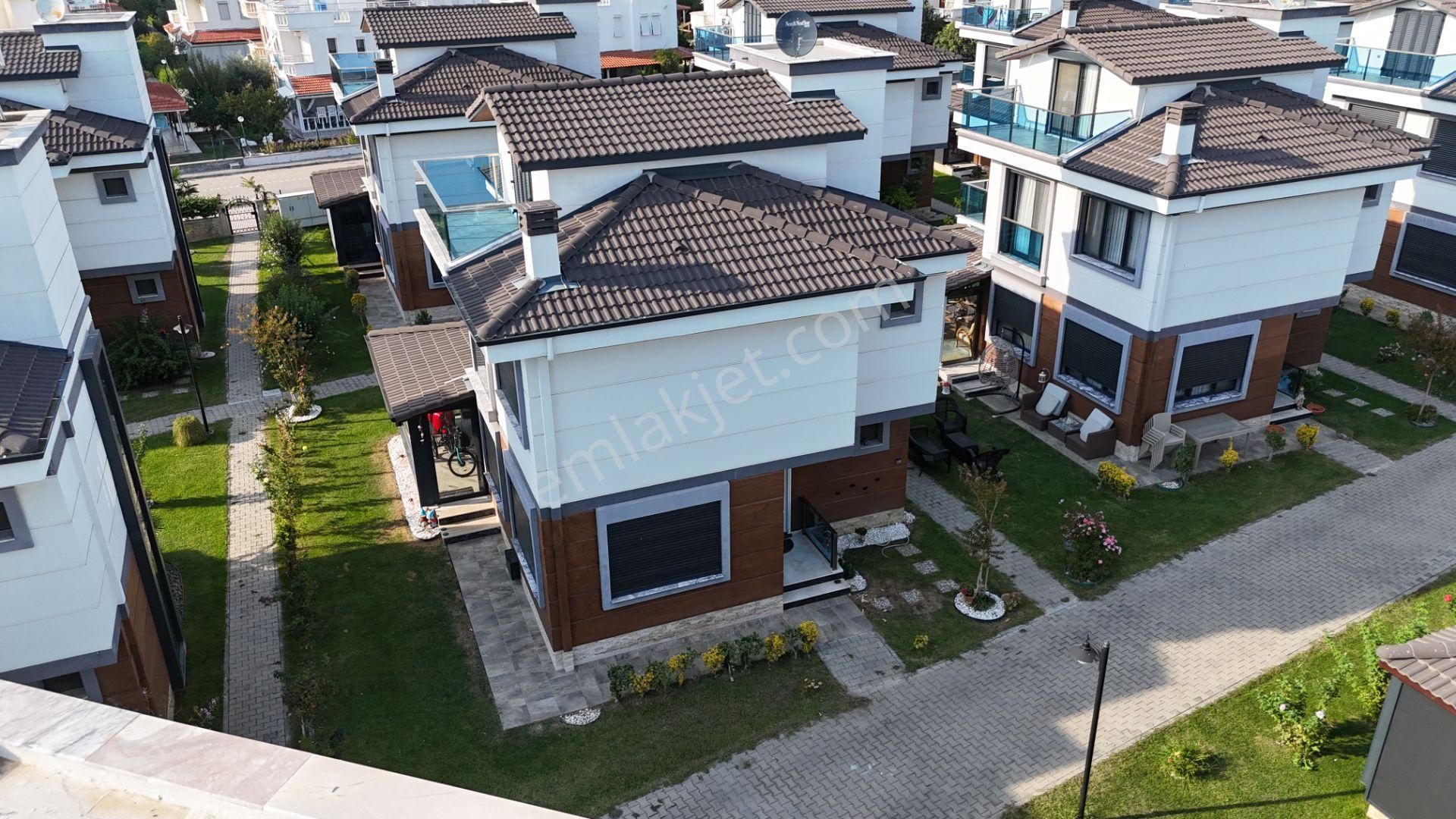 İzmir Dikili Salihler Deniz Manzaralı Havuzlu Satılık 4+1 Villa - Görsel 21