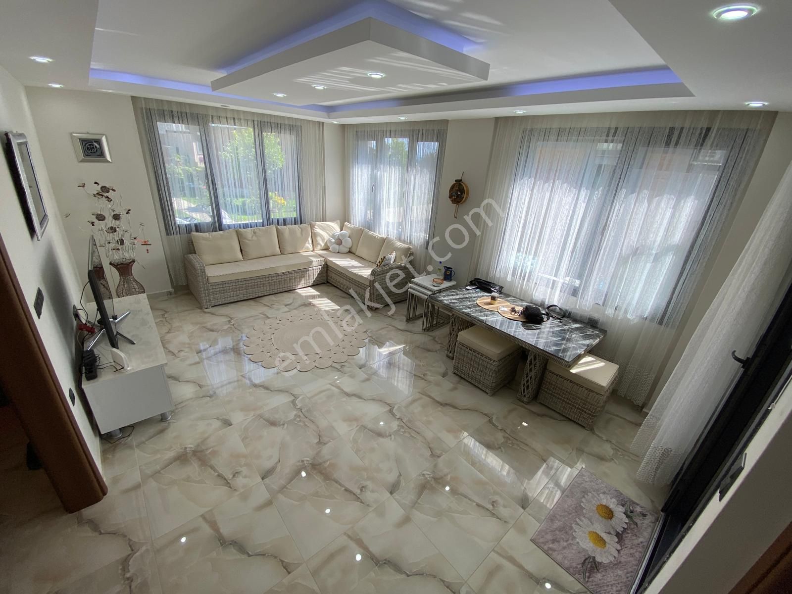 İzmir Dikili Salihler Deniz Manzaralı Havuzlu Satılık 4+1 Villa - Görsel 11