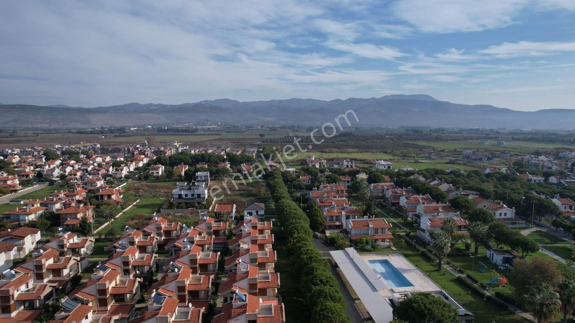 İzmir Dikili De Emsalsiz Polyak Sitesi Yanında Satılık Arsa - Görsel 16