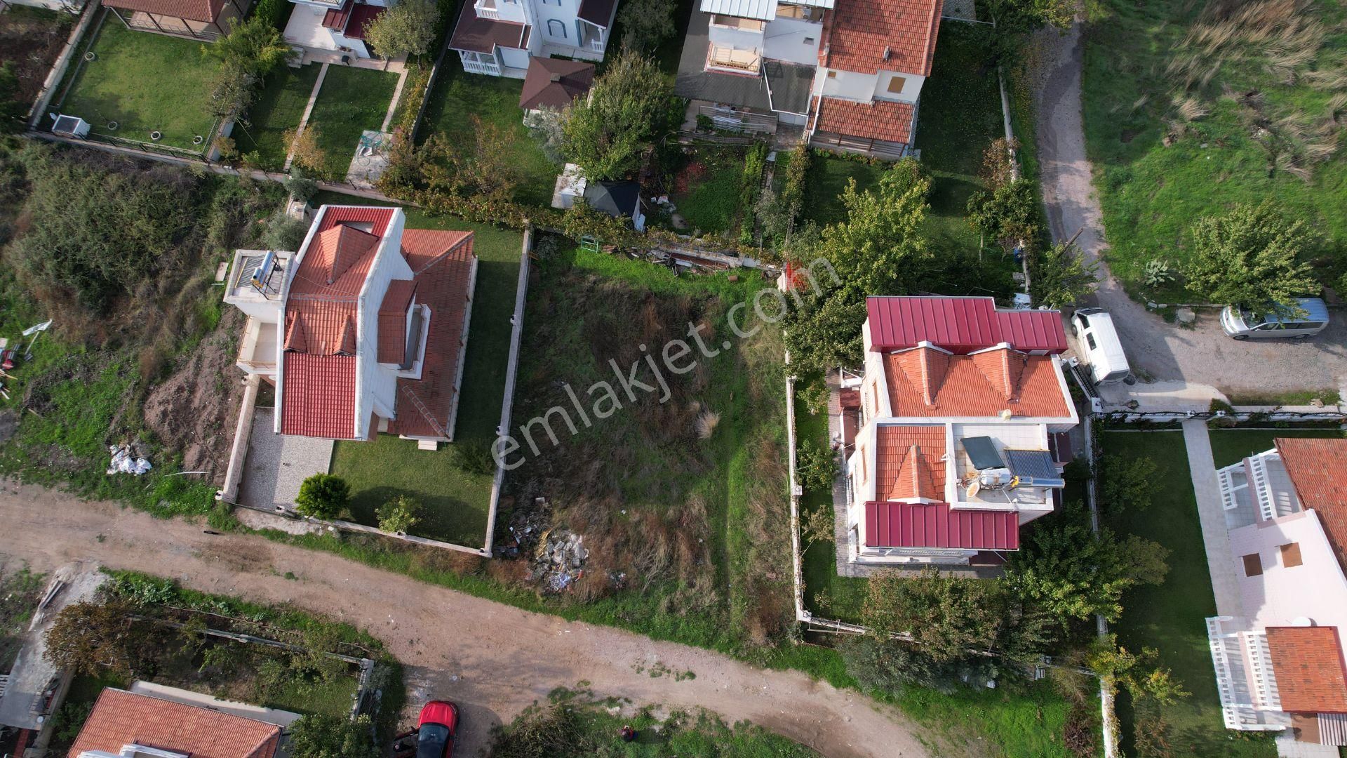 İzmir Dikili De Emsalsiz Polyak Sitesi Yanında Satılık Arsa - Görsel 4