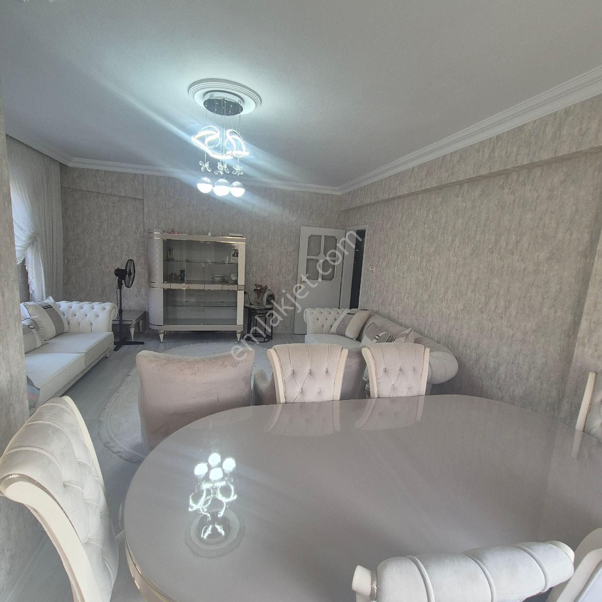 Kent Plaza Cıvarında Üç Artı Bır - Görsel 8