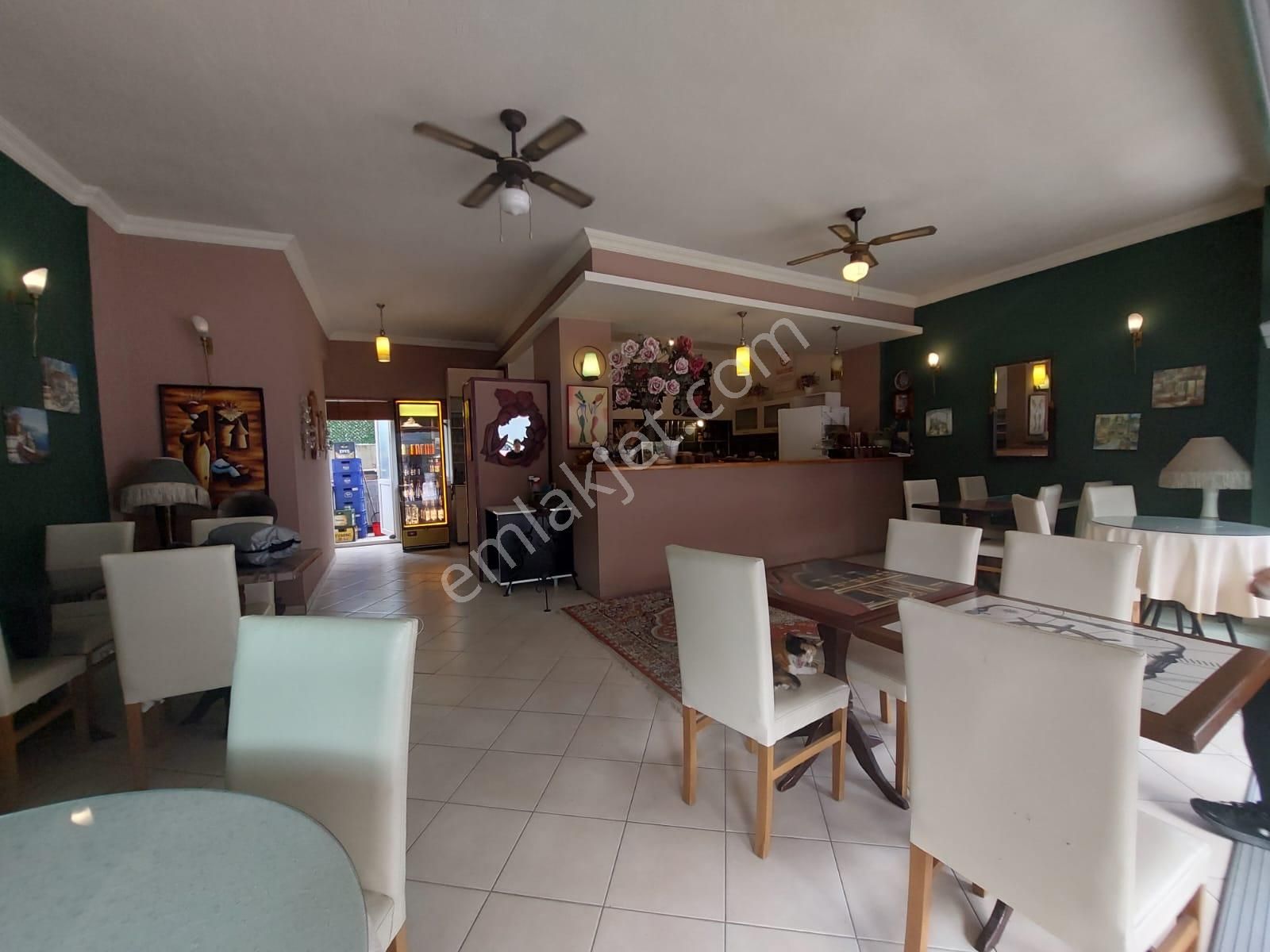 Dalyan Kanal Manzaralı Merkezde Kapı Müşterisi Hazır Devren Kiralık Cafe - Görsel 4