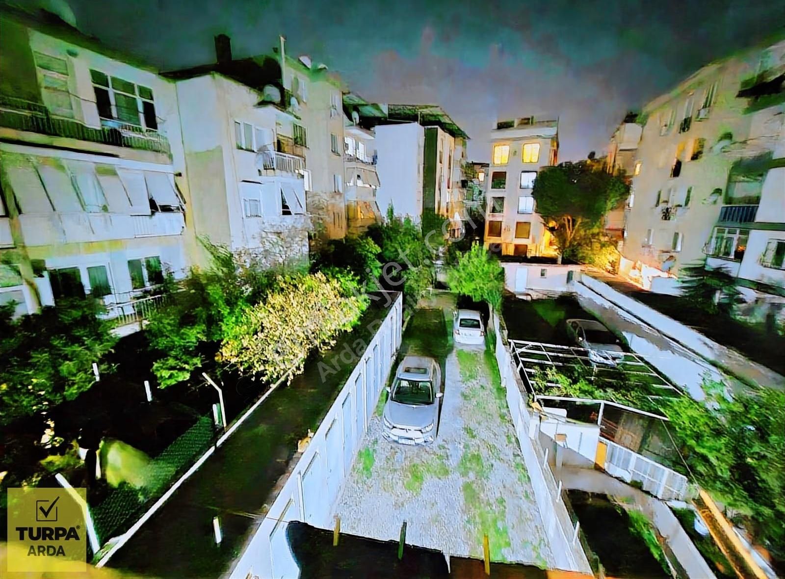 Bahariye Mah. Önü Açık Asasörlü D.gazlı Otoparklı 2+1 100 M2 - Görsel 14