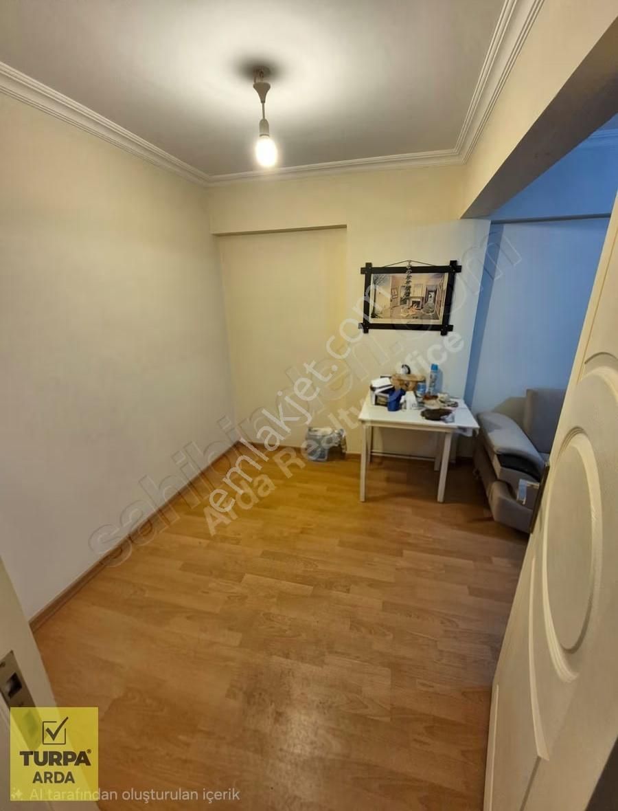 Bahariye Mah. Önü Açık Asasörlü D.gazlı Otoparklı 2+1 100 M2 - Görsel 2