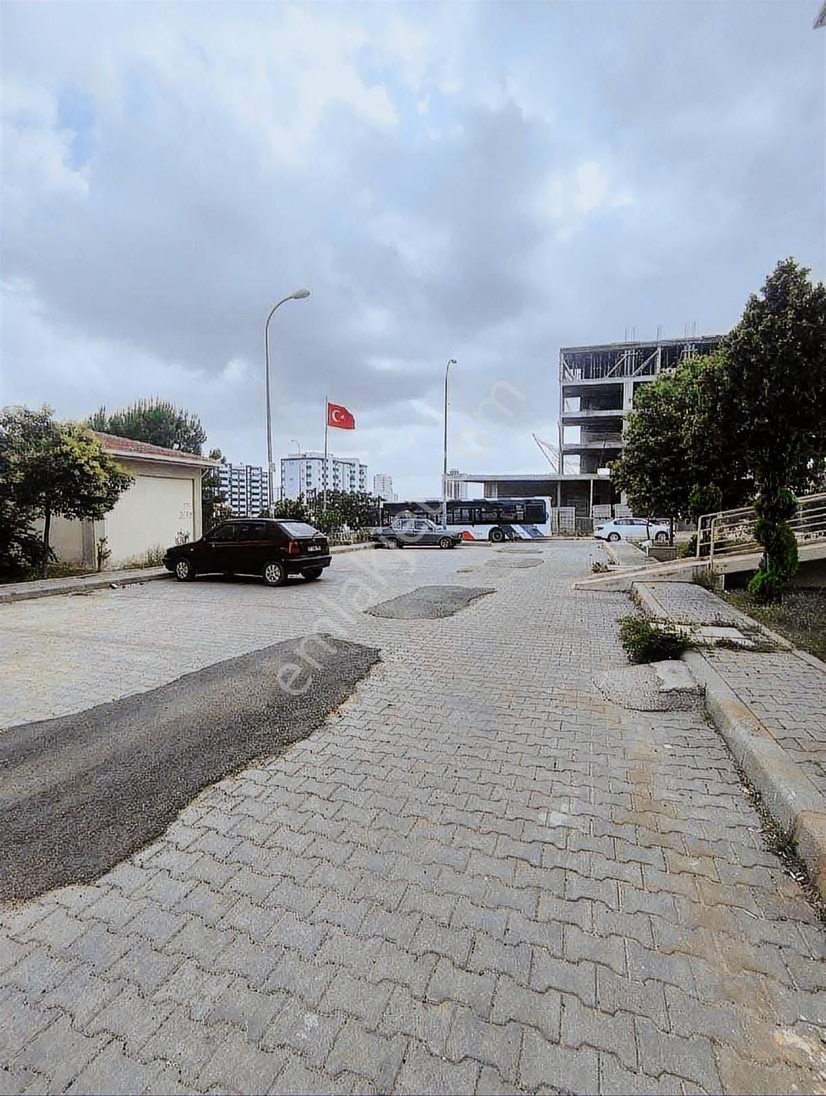 Demirhan Emlak'tan A.tokilerde 1+1 Eşyalı Satılık Daire - Görsel 4