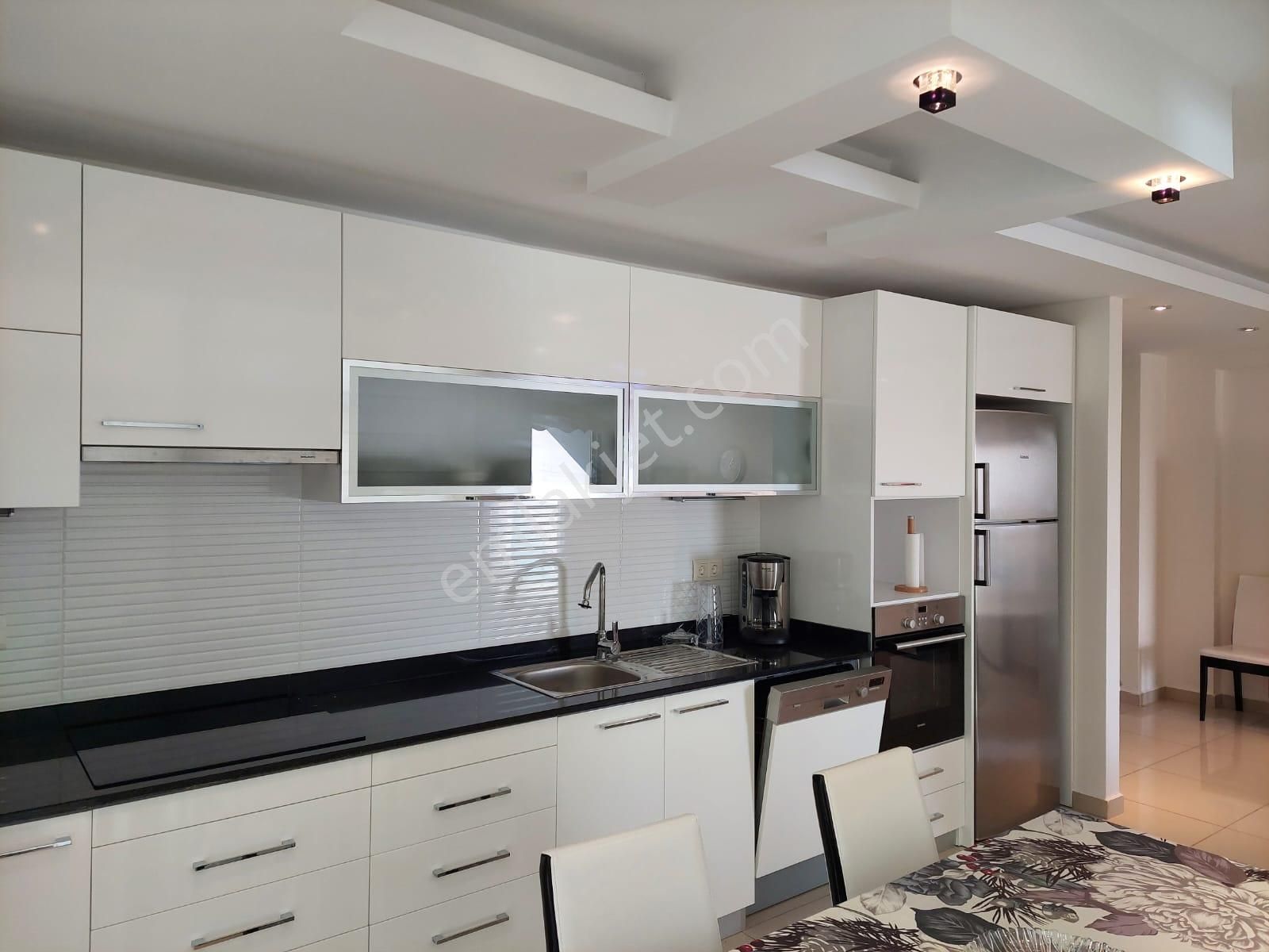 Alanya Cikcilli Crystal Park 2 Kompleksinde Deniz Ve Alanya Kalesi Manzaralı Satılık 2+1 Daire - Görsel 19