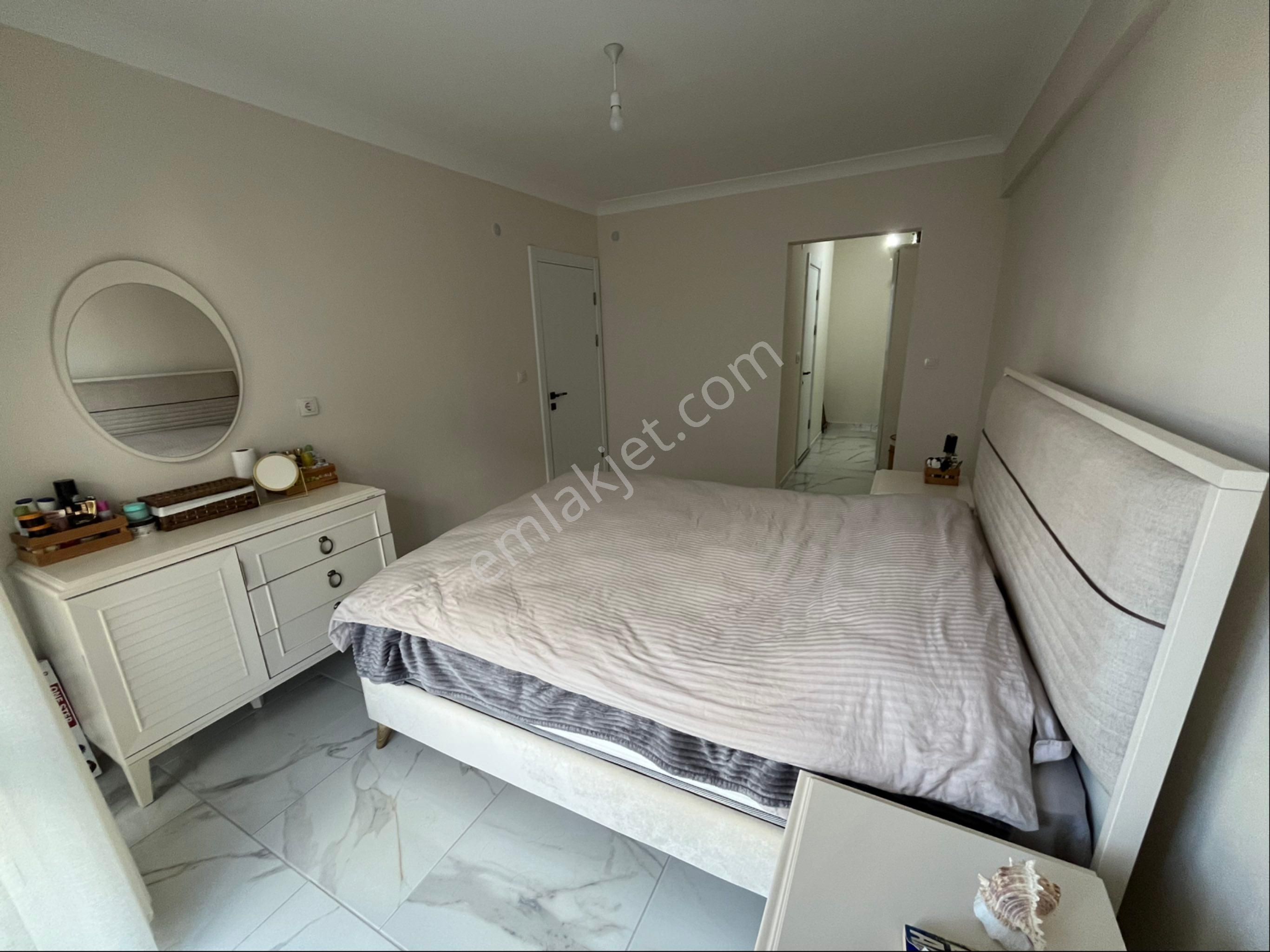 Bayırda Satılık 3+1 Ekstra Giyinme Odalı Ebeveyn Banyolu Geniş Daire - Görsel 7