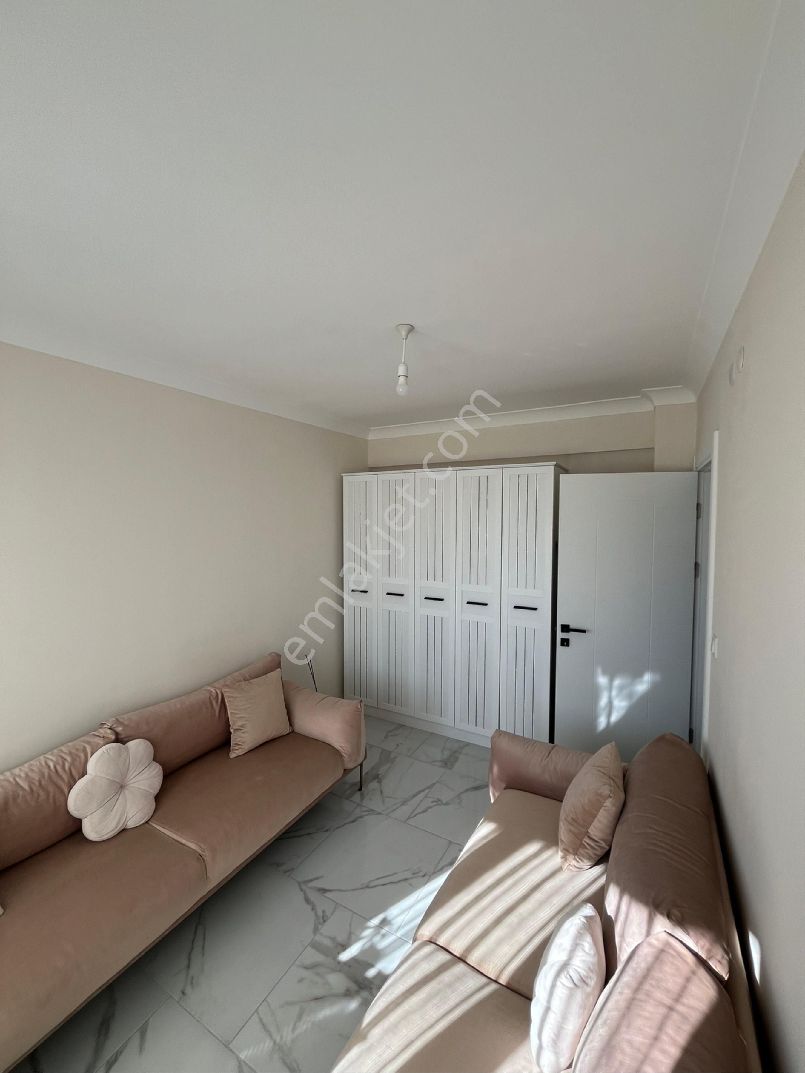 Bayırda Satılık 3+1 Ekstra Giyinme Odalı Ebeveyn Banyolu Geniş Daire - Görsel 16