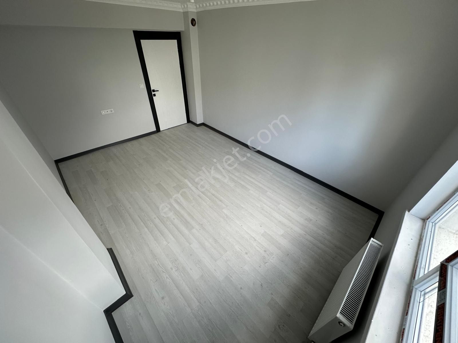 Yenikent Mustafa Kemal Mh.de Mükemmel Lokasyonda Satılık 3+1 Daireler - Görsel 13