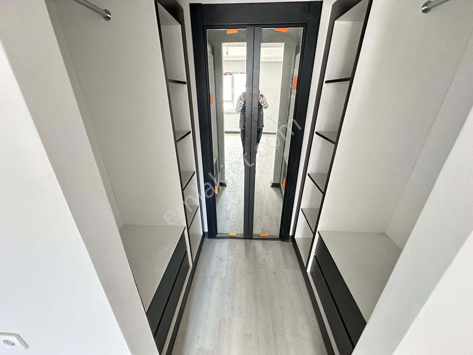 Yenikent Mustafa Kemal Mh.de Mükemmel Lokasyonda Satılık 3+1 Daireler - Görsel 21