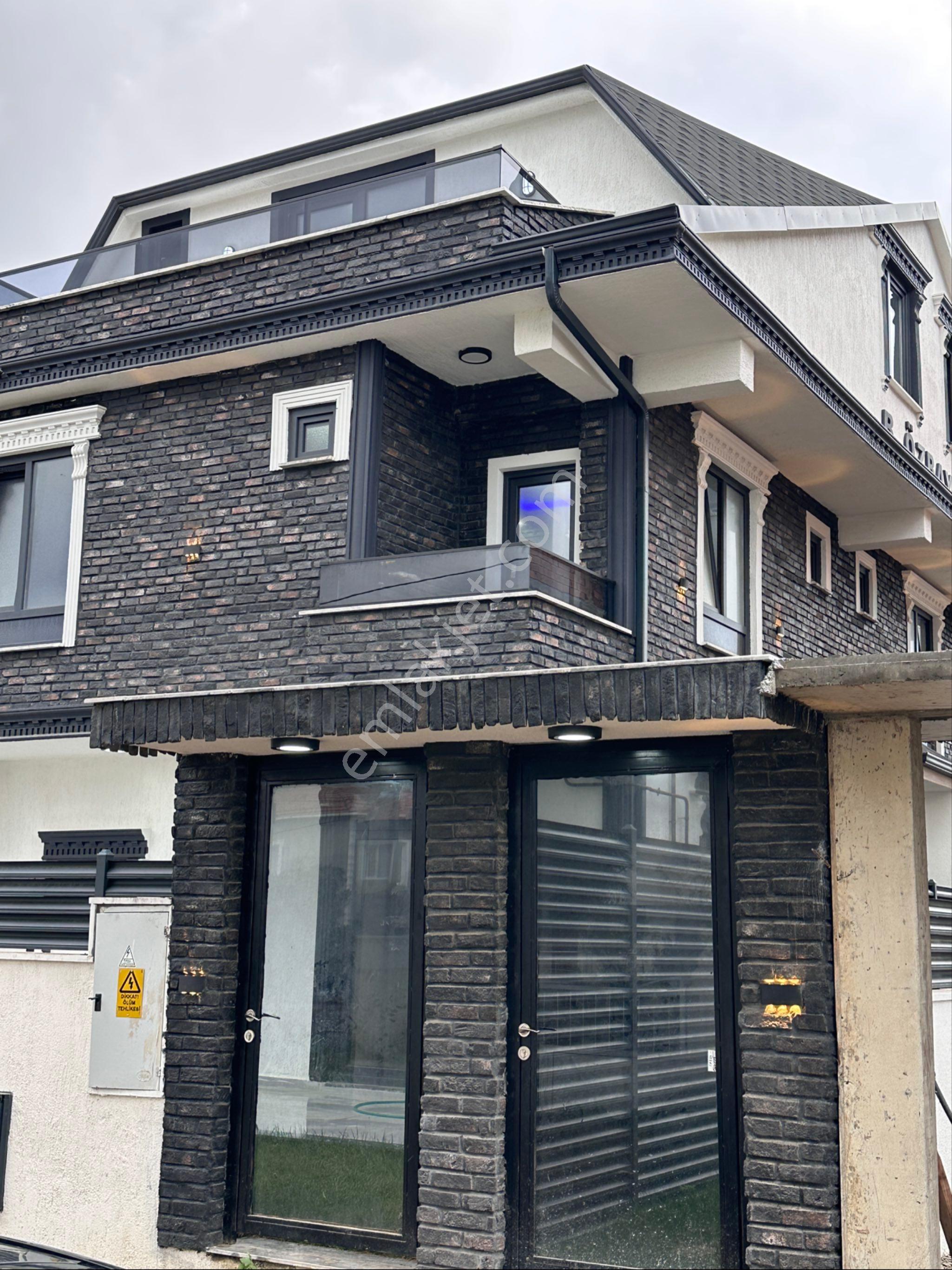Üstüner Gayrimenkulden Fırsat 3+1 Villa !!