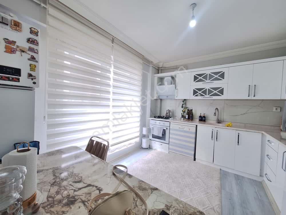 Yaman'dan Bolvadin Konak Mah. Satılık 3+1 Daire - Görsel 6