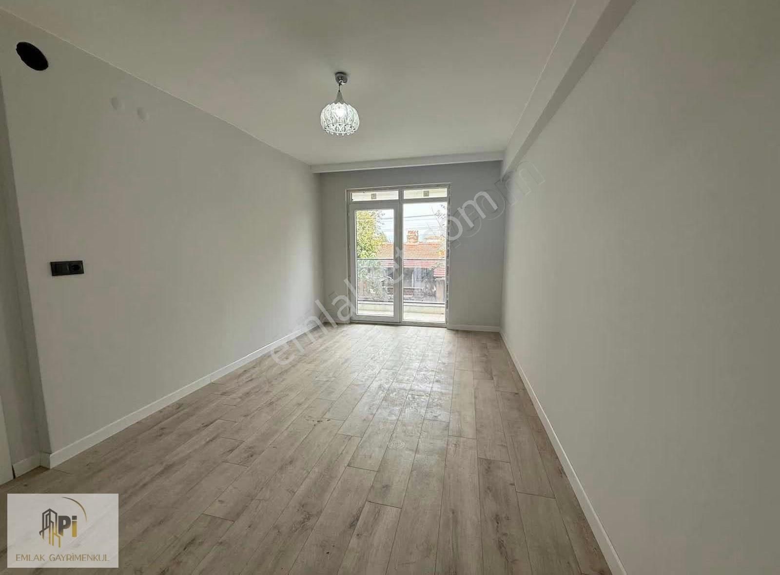 Pi Gayrimenkul'den Zafer Mahallesi'nde 2+1 - Görsel 15