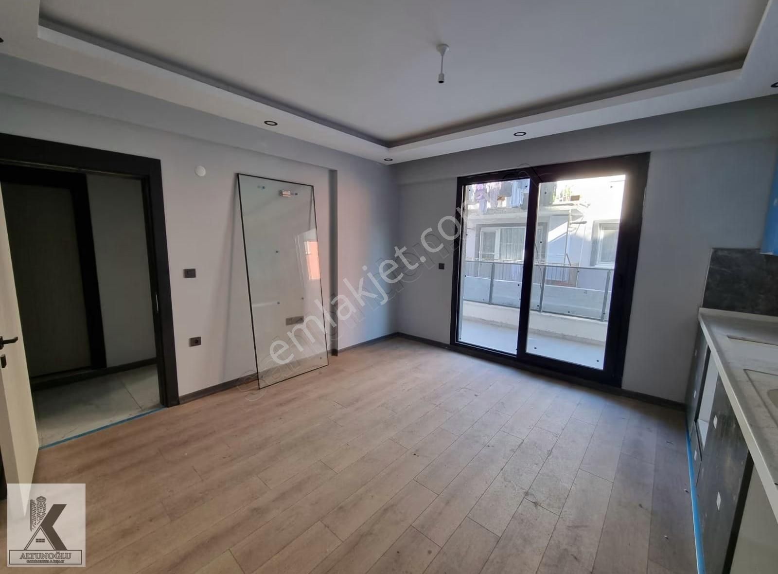 Merkezde Okullar Bölgesinde Satılık Daire - Görsel 6