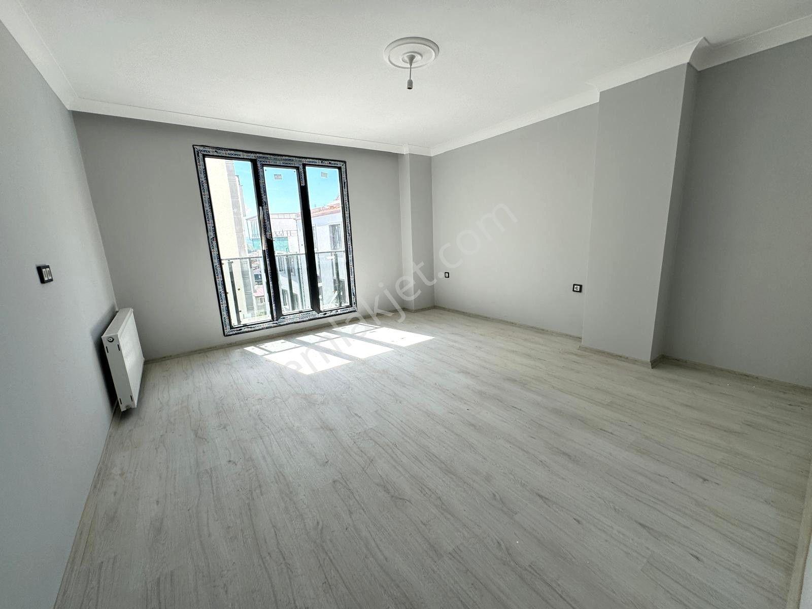 ▇ Varyant'tan Edremit'te 130 M2 Dağ Manzaralı 2+1 Ara Kat Daire ▇ - Görsel 8