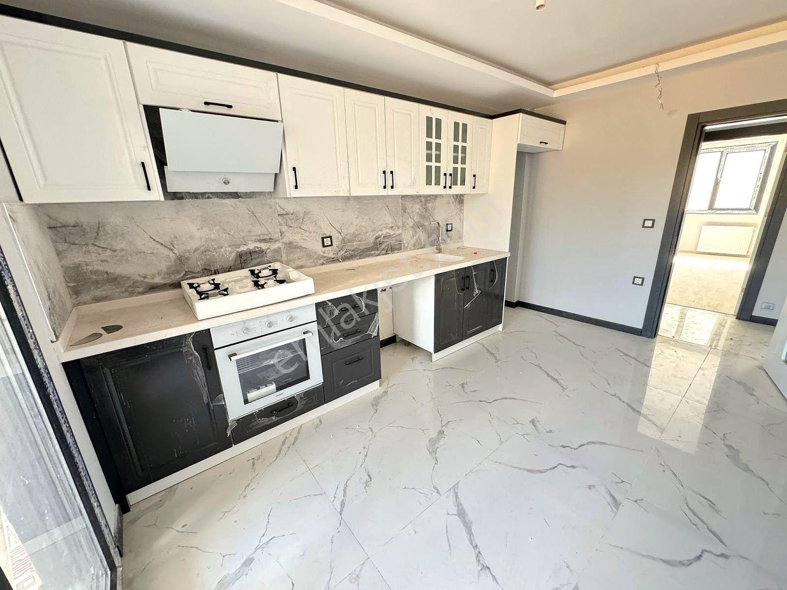 ▇ Varyant'tan Edremit'te 130 M2 Dağ Manzaralı 2+1 Ara Kat Daire ▇