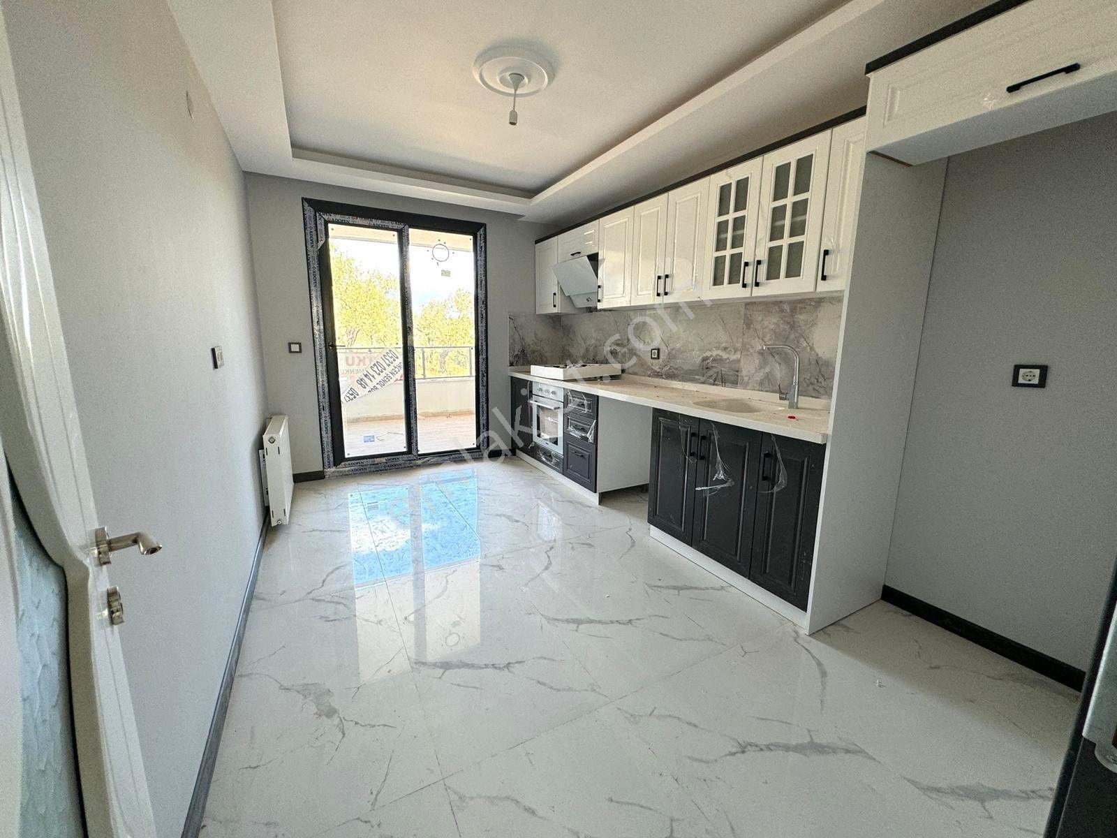 ▇ Varyant'tan Edremit'te 130 M2 Dağ Manzaralı 2+1 Ara Kat Daire ▇ - Görsel 21