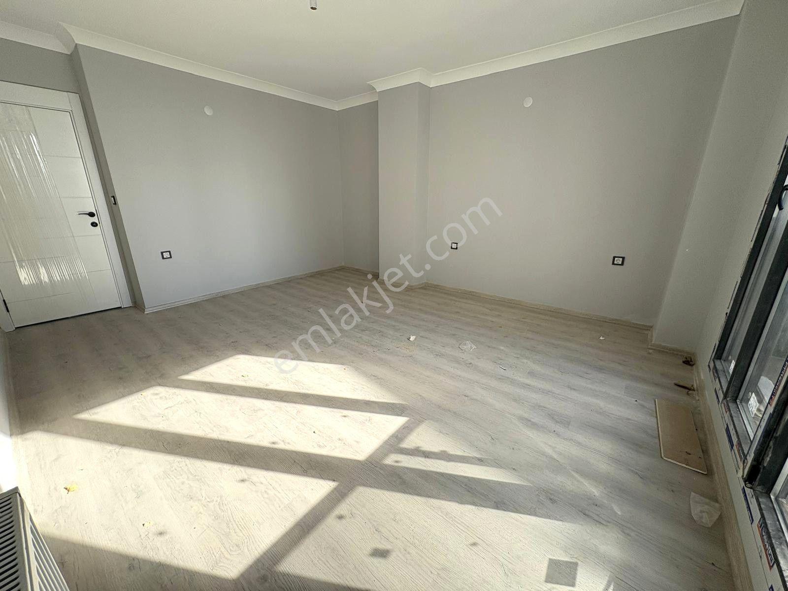 ▇ Varyant'tan Edremit'te 130 M2 Dağ Manzaralı 2+1 Ara Kat Daire ▇ - Görsel 12