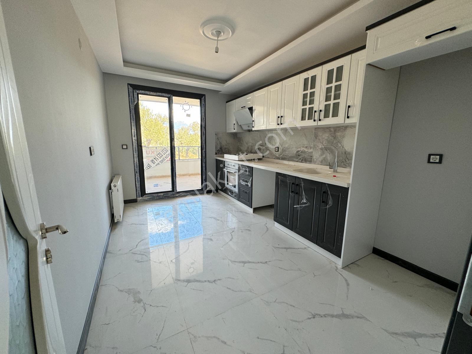 ▇ Varyant'tan Edremit'te 130 M2 Dağ Manzaralı 2+1 Ara Kat Daire ▇ - Görsel 2