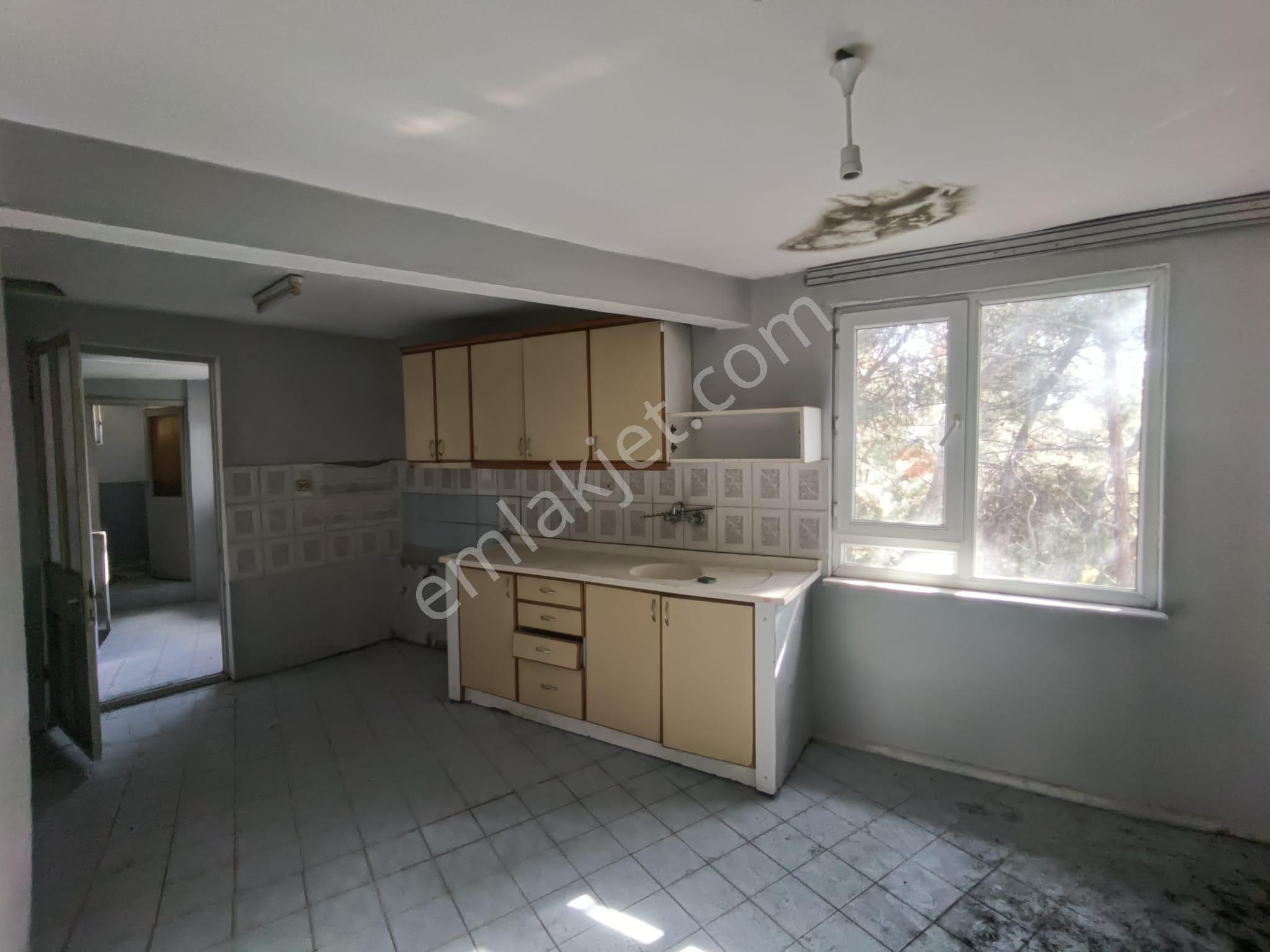 Golden Globy Edremit Turhanbey'de Satılık 77 M2 Arsa Üstüne Kurulu İki Katlı Ev - Görsel 25