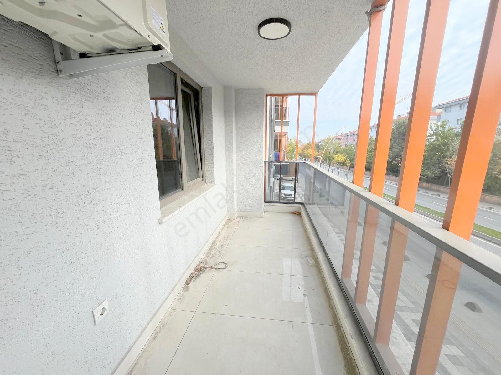 Serkan Gayrimenkulden 3+1 140 Metre Rezidans Teraslı Kapalı Otoparklı Daire - Görsel 14