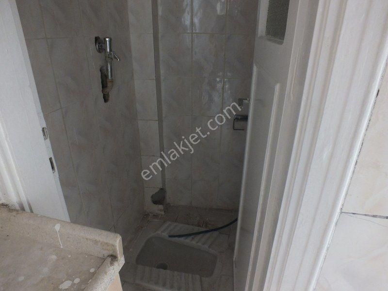 Karaman Merkez Askerlik Şubesi Karsısı 2.kat 74 M2 4 Odalı Kiralık Büro - Görsel 10