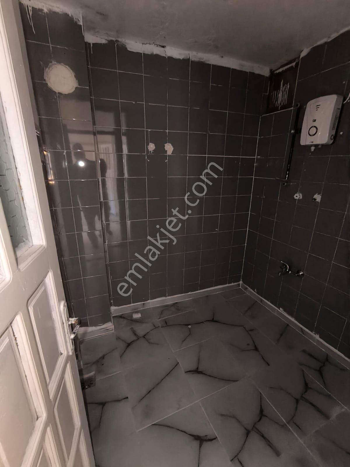 Beykent Sitesi'nde 2. 35 Metre Yola Sıfır 3+1 Satılk Uygun Daire - Görsel 15