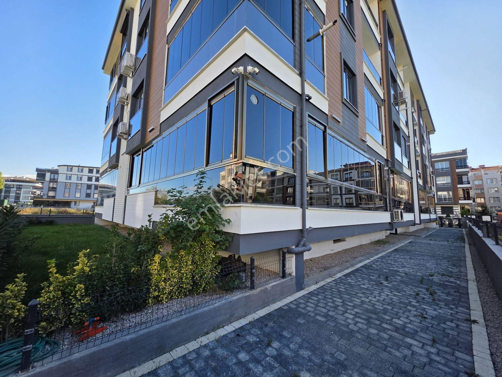 Irmaksudan Doğalğaz Kombili Cam Balkon 2+1 Öncephe Daire - Görsel 3