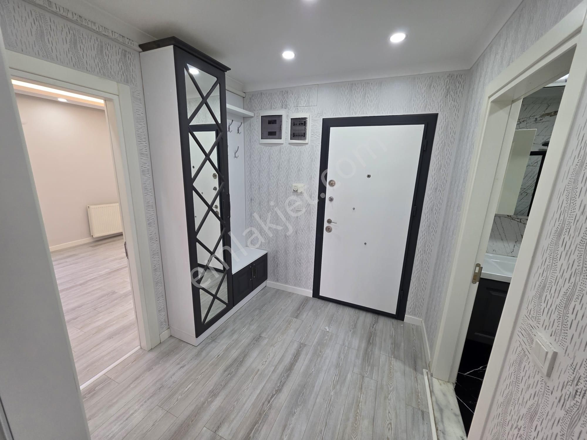 Irmaksudan Doğalğaz Kombili Cam Balkon 2+1 Öncephe Daire - Görsel 23