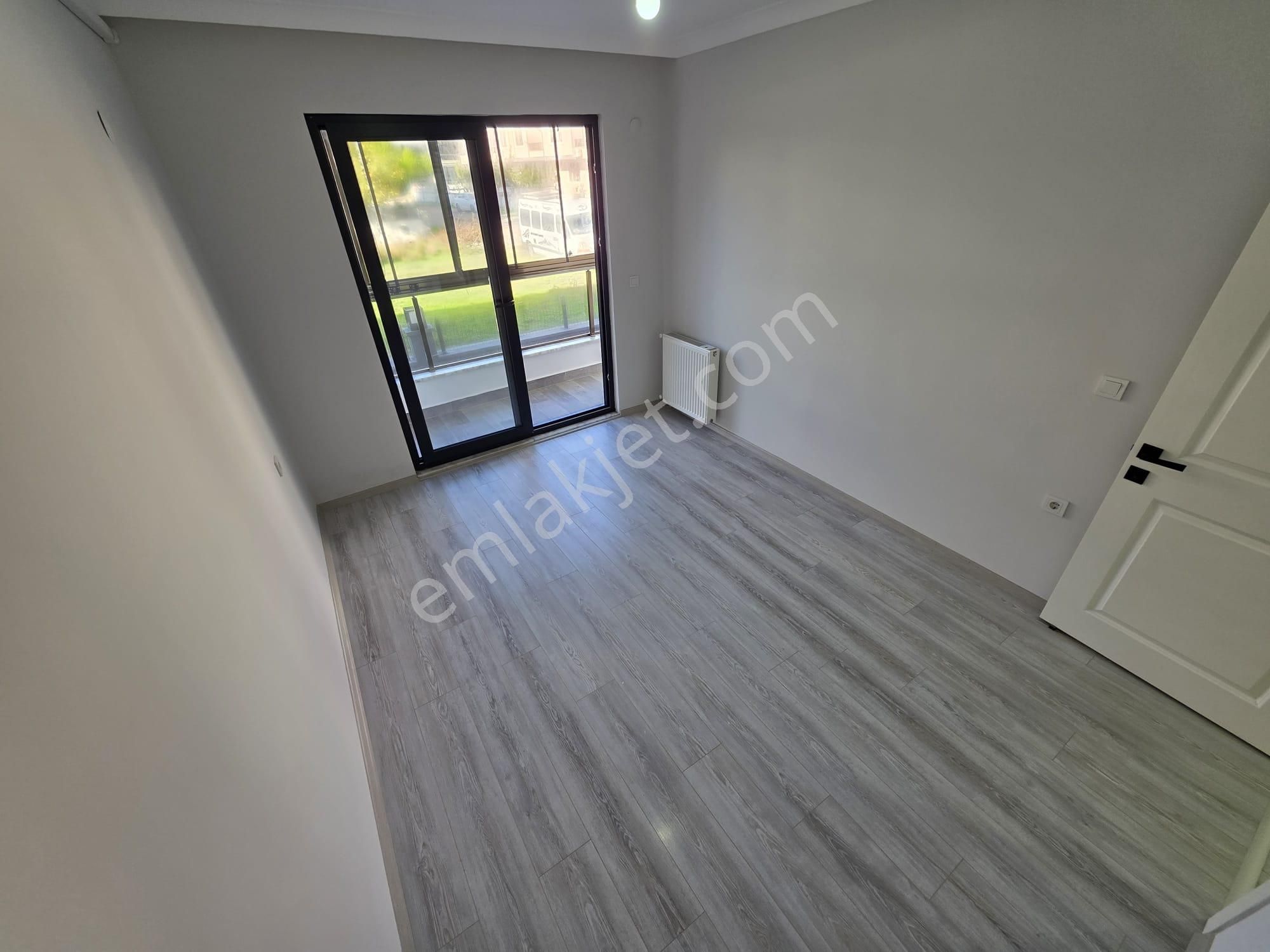 Irmaksudan Doğalğaz Kombili Cam Balkon 2+1 Öncephe Daire - Görsel 19