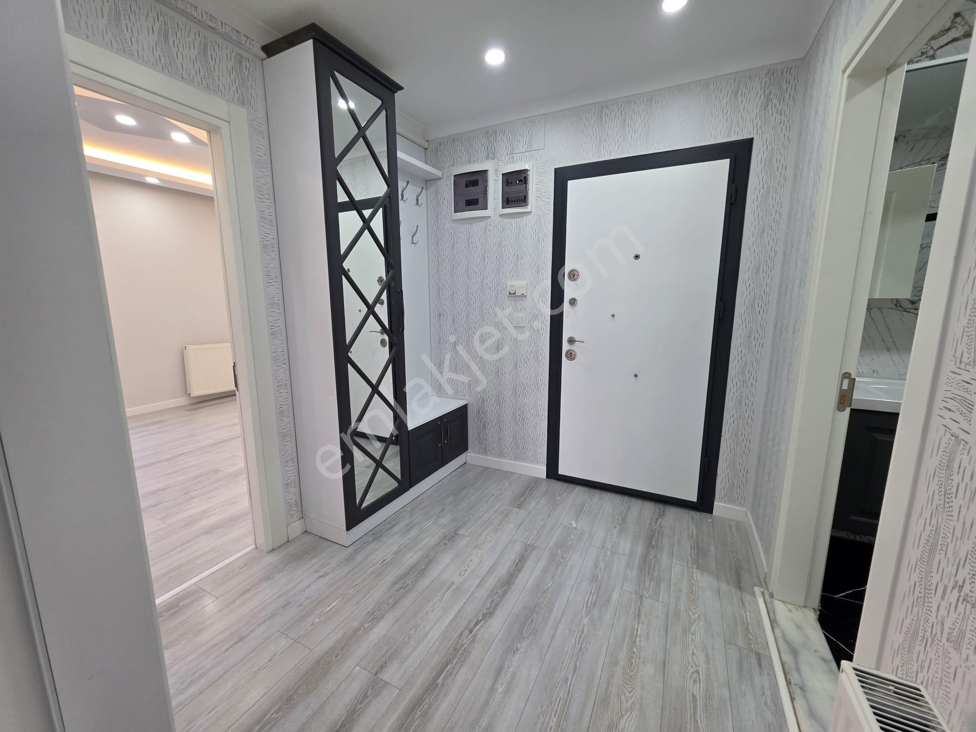 Irmaksudan Doğalğaz Kombili Cam Balkon 2+1 Öncephe Daire - Görsel 20